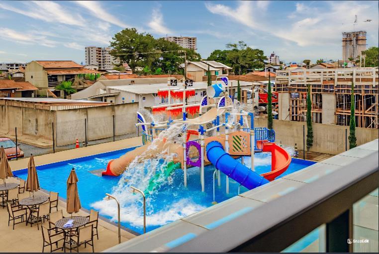 פנייה Quarto Hotel Beto Carrero Penha מראה חיצוני תמונה