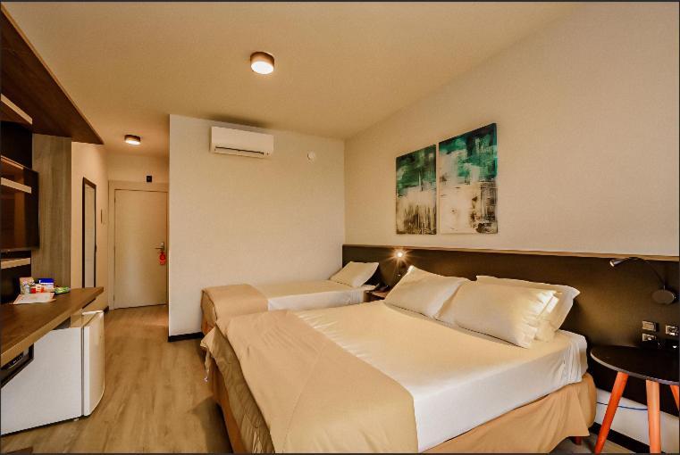 פנייה Quarto Hotel Beto Carrero Penha מראה חיצוני תמונה