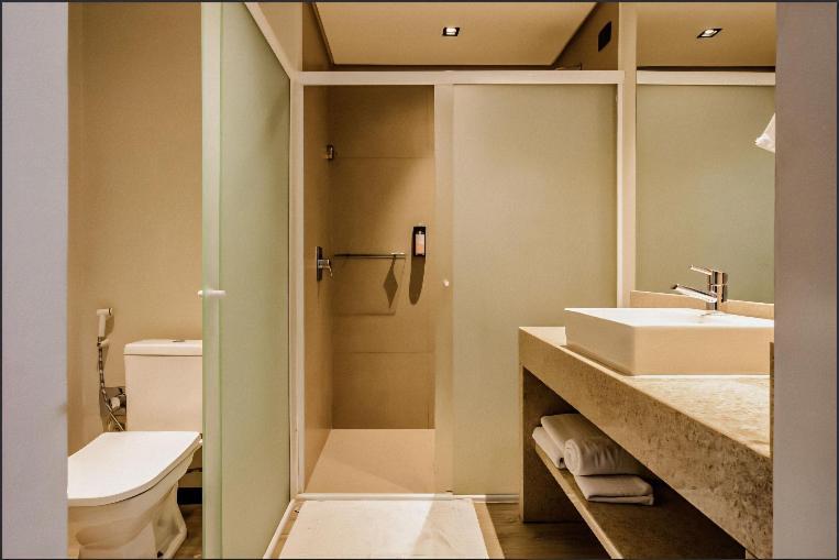 פנייה Quarto Hotel Beto Carrero Penha מראה חיצוני תמונה