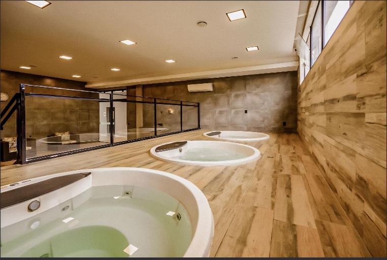 פנייה Quarto Hotel Beto Carrero Penha מראה חיצוני תמונה